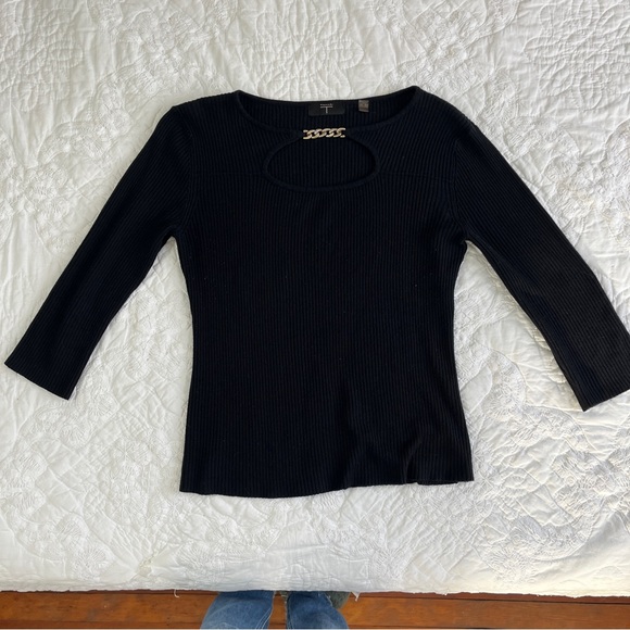Tahari black key hole 3/4 sleeve knit top - Picture 2 of 6